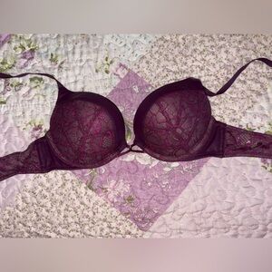 Elegant Lace Burgundy Bra